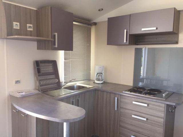 Céline Mobil home Port-la-Nouvelle Kültér fotó